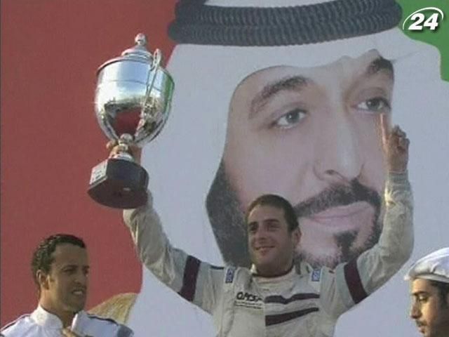 Алекс Карела защитил титул чемпиона мира по гонкам на воде Алекс Карела защитил титул чемпиона мира по гонкам на воде