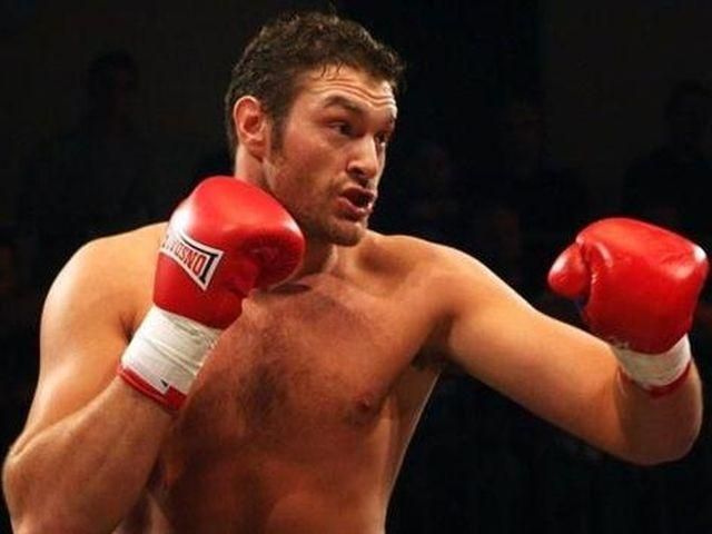 Тайсон Ф'юрі – офіційний претендент на бій з Віталієм Кличком Тайсон Ф'юрі – офіційний претендент на бій з Віталієм Кличком