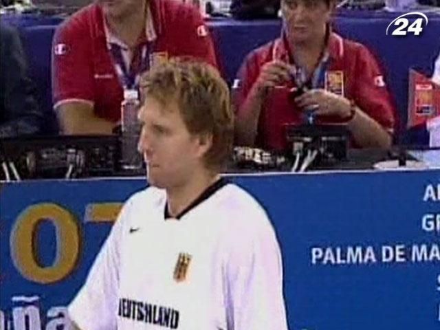 Баскетбол: Німеччина зіграє проти України без Дірка Новіцкі Баскетбол: Німеччина зіграє проти України без Дірка Новіцкі