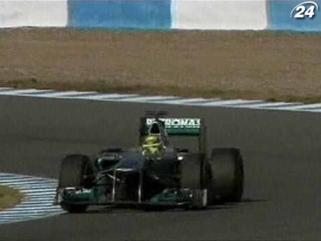 Формула-1: Mercedes привезет новый болид на первые тестовые заезды Формула-1: Mercedes привезет новый болид на первые тестовые заезды