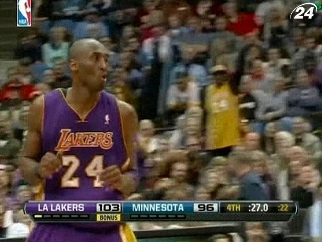 Баскетбол: Кобі Браянт став наймолодшим гравцем, який набрав 30 000 очок Баскетбол: Кобі Браянт став наймолодшим гравцем, який набрав 30 000 очок