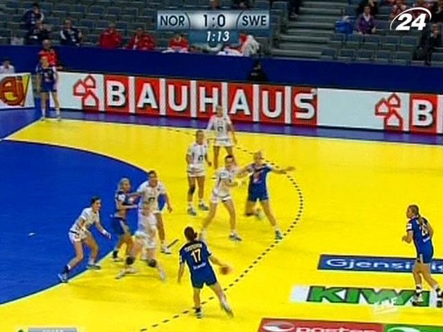 Сборная Норвегии по гандболу едва сенсационно не проиграла шведкам Сборная Норвегии по гандболу едва сенсационно не проиграла шведкам