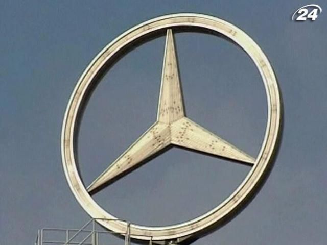 Формула-1: Mercedes шукає нового автоспортивного директора Формула-1: Mercedes шукає нового автоспортивного директора