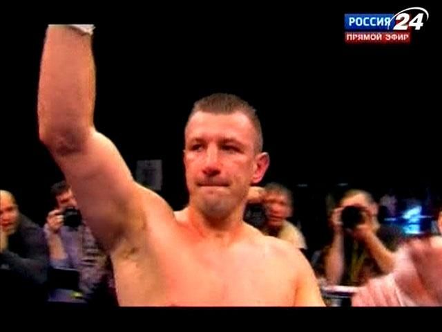 Адамек захистив титул IBF North American у бою проти Каннінгема