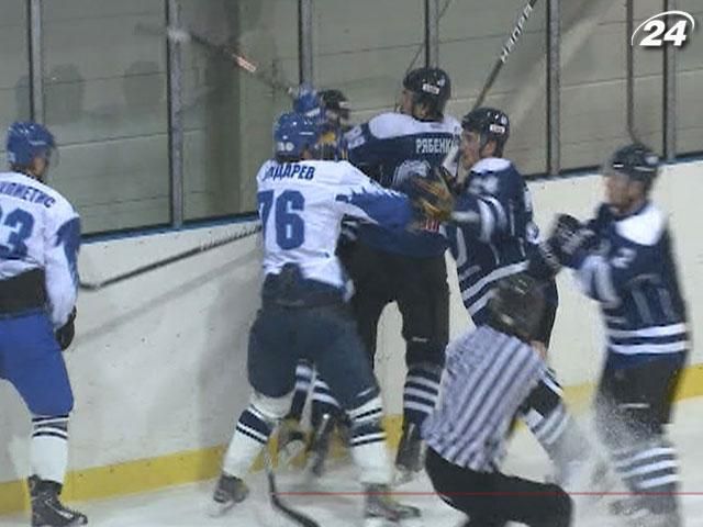 ХК "Динамо" та ХК "Беркут" сьогодні не зіграють ХК "Динамо" та ХК "Беркут" сьогодні не зіграють