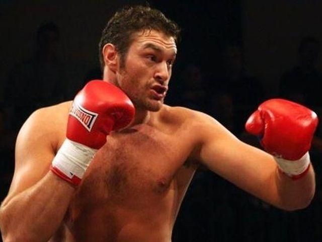 Тайсон Фьюри готов выйти на ринг с Кличко-старшим уже в марте Тайсон Фьюри готов выйти на ринг с Кличко-старшим уже в марте