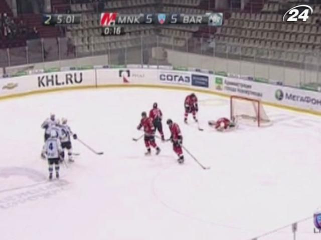 Хокей: "Металург" та "Барис" закинули 14 шайб на двох Хокей: "Металург" та "Барис" закинули 14 шайб на двох