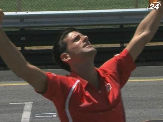 Теніс: Новак Джоковіч "швидший", аніж Audi R8 Теніс: Новак Джоковіч "швидший", аніж Audi R8