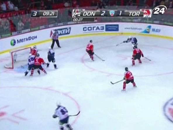 Хоккей: "Донбасс" уступил "Торпедо" Хоккей: "Донбасс" уступил "Торпедо"