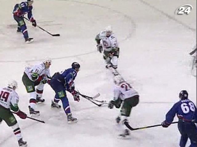Хоккей: "АК Барс" одержал волевую победу над магнитогорским "Металлургом"