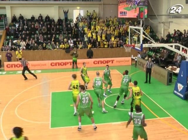 Баскетбол: "Ферро-ЗНТУ" в финале одолел "Говерлу"