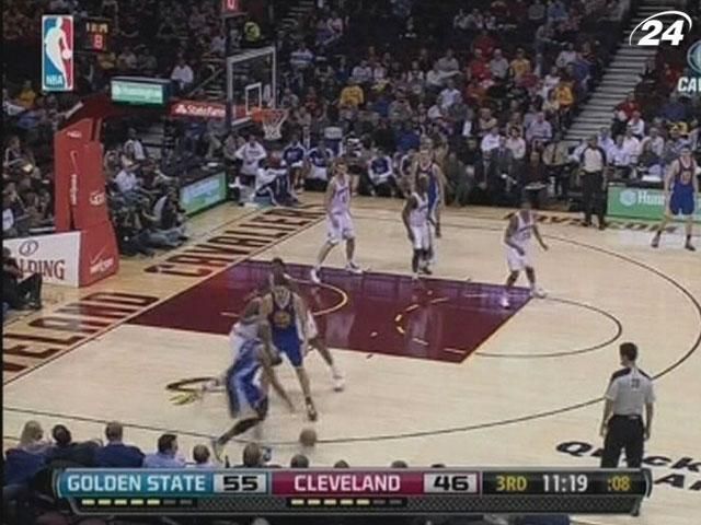 "Голден Стэйт" несмотря на отсутствие Стивена Кари разбили "Кливленд" "Голден Стэйт" несмотря на отсутствие Стивена Кари разбили "Кливленд"