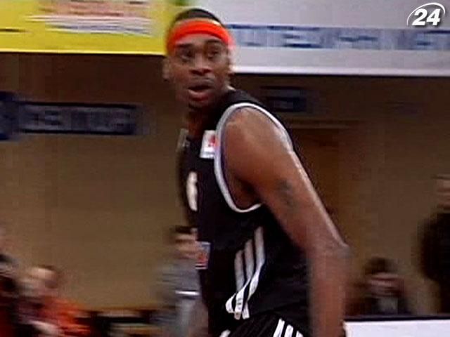 Каталонская "Барселона" заинтересовалась баскетболистом с чемпионата Украины Каталонская "Барселона" заинтересовалась баскетболистом с чемпионата Украины