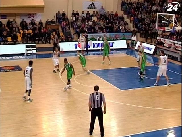 Баскетболісти "Азовмашу" реваншувалися за дві поразки "Ферро-ЗНТУ"