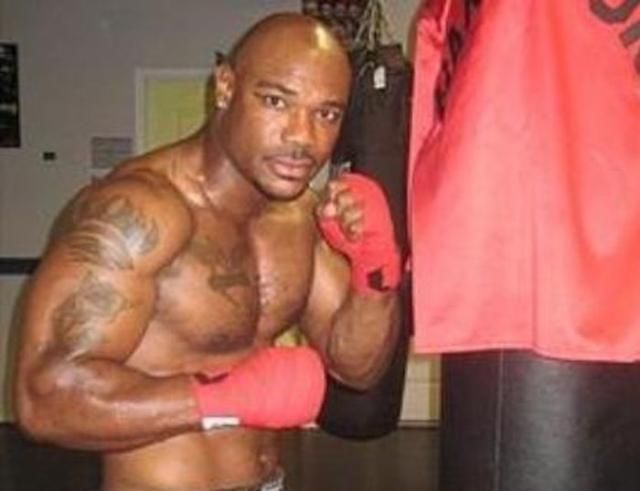 Американец Амир Мансур готов бесплатно драться с Кличко Американец Амир Мансур готов бесплатно драться с Кличко