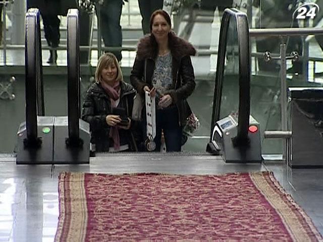 Збірна України з біатлону прилетіла на Батьківщину після тріумфу Збірна України з біатлону прилетіла на Батьківщину після тріумфу