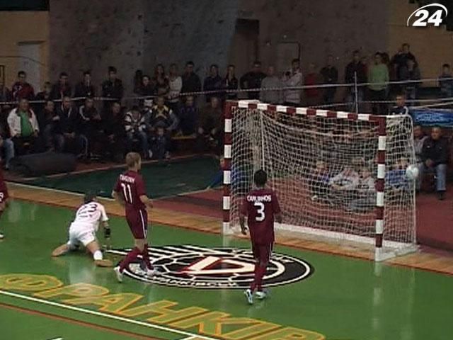 Кубок Украины по футзалу разыграют 25 апреля в Луганске Кубок Украины по футзалу разыграют 25 апреля в Луганске