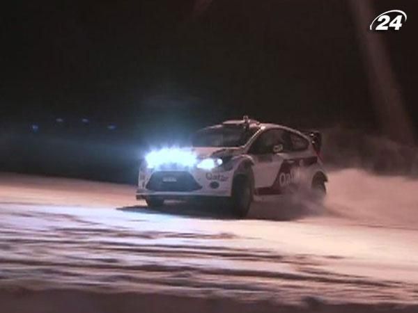 Мадс Остберг встановив новий рекорд польоту на автомобілі Мадс Остберг встановив новий рекорд польоту на автомобілі