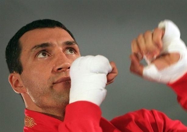 Кличко прибув до Австрії тренуватись до поєдинку з П'янетою Кличко прибув до Австрії тренуватись до поєдинку з П'янетою