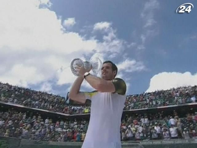 Энди Маррей подвинул Федерера со второго места рейтинга АТР Энди Маррей подвинул Федерера со второго места рейтинга АТР