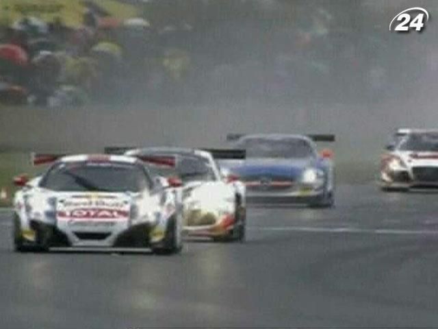 FIA GT1: Льоб виграв кваліфікацію, однак провалив основну гонку FIA GT1: Льоб виграв кваліфікацію, однак провалив основну гонку