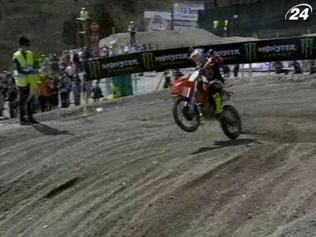 Кайролі виграв третій поспіль етап чемпіонату світу з мотокросу Кайролі виграв третій поспіль етап чемпіонату світу з мотокросу