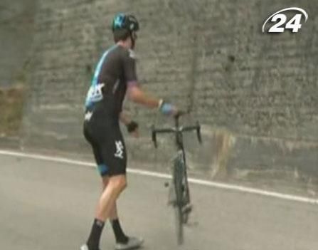 Велосипедист Бредлі Віггінс втратив шанс на перемогу на гонці в Італії