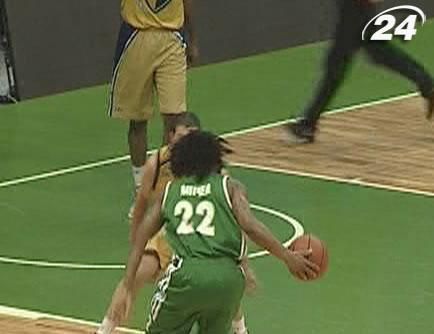 Баскетбол: "Будивельник" разгромил "Галичину" Баскетбол: "Будивельник" разгромил "Галичину"