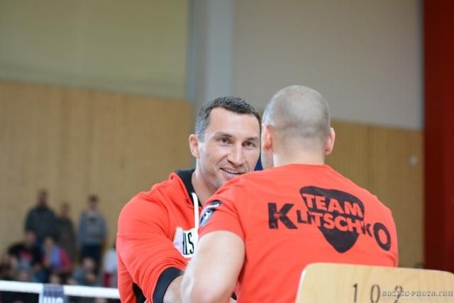 Кличко і П'янета влаштували відкрите тренування (Фото) Кличко і П'янета влаштували відкрите тренування (Фото)