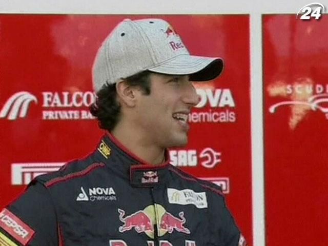 Формула-1: Риккиардо готов работать на Феттеля Формула-1: Риккиардо готов работать на Феттеля