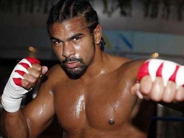 Хей скасував бій із Чарром через травмовану руку Хей скасував бій із Чарром через травмовану руку