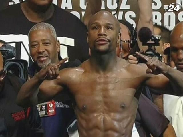 Флойд Мейвезер заработает больше всего из американских спортсменов Флойд Мейвезер заработает больше всего из американских спортсменов