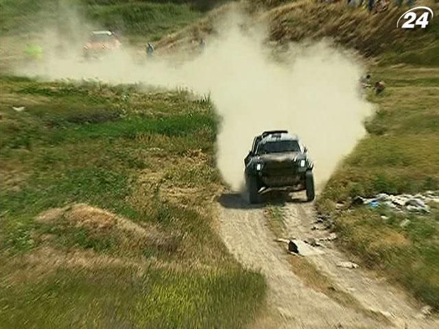 У Криму стартував наймасштабніший ралі-рейд в Україні (Відео) У Криму стартував наймасштабніший ралі-рейд в Україні (Відео)