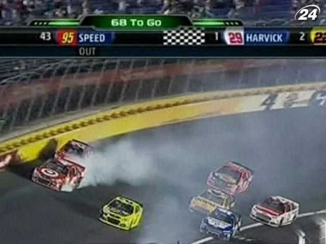 NASCAR: Через несправну відеотехніку постраждали 10 глядачів