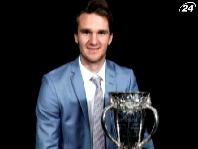 Найкращі хокеїсти отримали свої нагороди Найкращі хокеїсти отримали свої нагороди