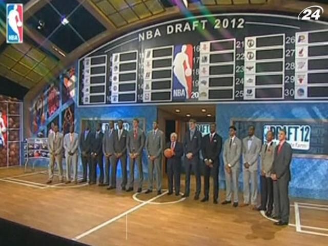 Алексея Леня пригласили в "VIP-зону" драфта NBA Алексея Леня пригласили в "VIP-зону" драфта NBA