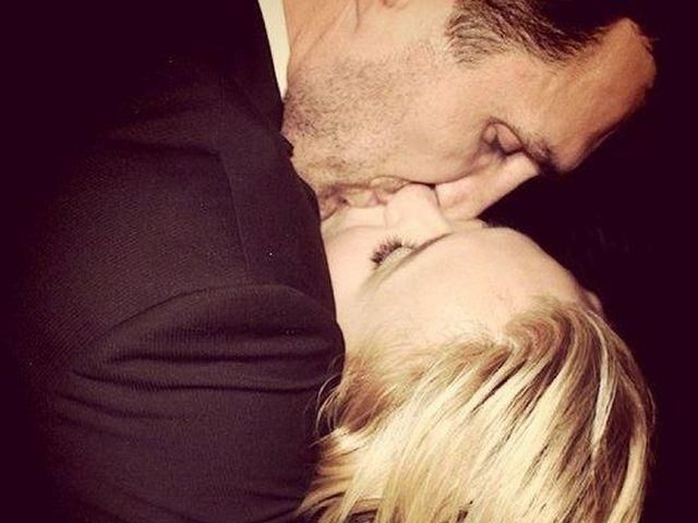 Счастье приходит к вам в небольшой упаковке, - Кличко-младший Счастье приходит к вам в небольшой упаковке, - Кличко-младший