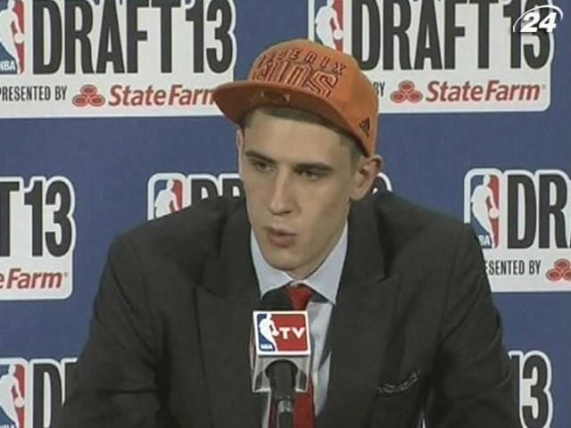 NBA: Алексей Лень - игрок "Финикса" NBA: Алексей Лень - игрок "Финикса"