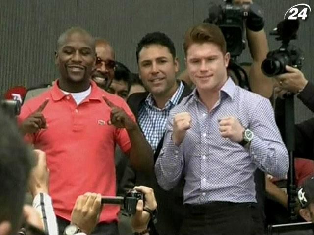 Бокс: Мейвезер зустрівся з наступним суперником в рамках промо-туру Бокс: Мейвезер зустрівся з наступним суперником в рамках промо-туру