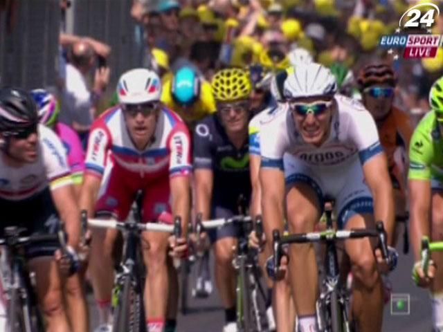 Киттель выиграл уже третий этап на "Тур де Франс" в этом году