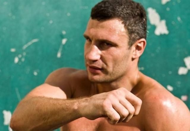 Торги на бій Кличка і Стіверна перенесли не через травму українця Торги на бій Кличка і Стіверна перенесли не через травму українця