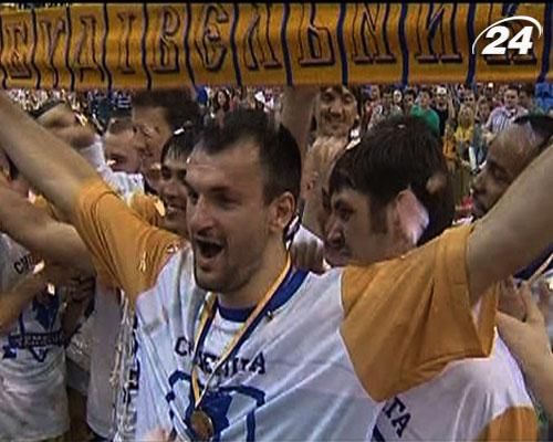 "Будивельник" заинтересовался сразу тремя игроками "Жальгириса" "Будивельник" заинтересовался сразу тремя игроками "Жальгириса"