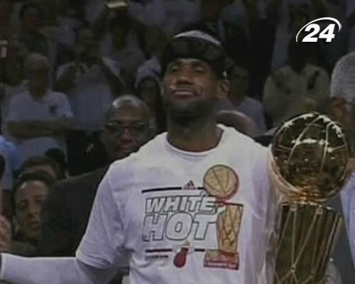 Джеймс поборется за пост президента профсоюза игроков NBA Джеймс поборется за пост президента профсоюза игроков NBA