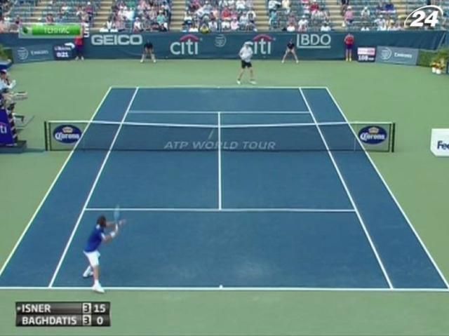 Теннис: Изнер и Турсунов пробились в полуфинал Citi Open