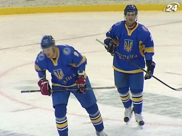Хоккей: Алексея Поникаровского вызвали в сборную Украины