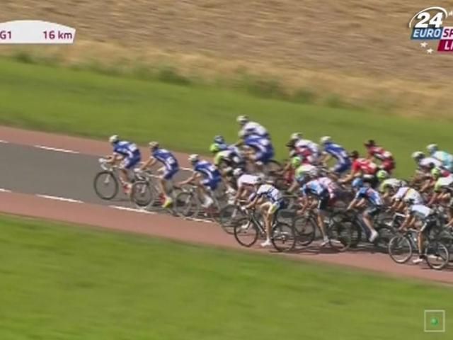 Eneco Tour: 13 соперников дышат в спину лидеру генеральной классификации Eneco Tour: 13 соперников дышат в спину лидеру генеральной классификации