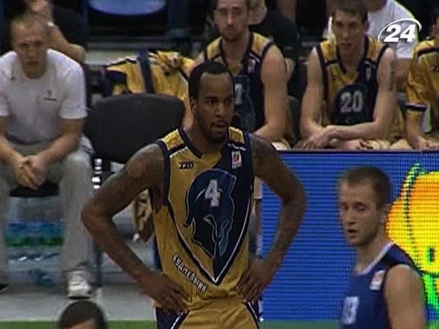 "Будивельник" попытается обменять Лео Лайонса "Будивельник" попытается обменять Лео Лайонса