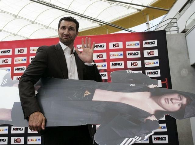 На бой Кличко и Поветкина приедут легенды мирового бокса На бой Кличко и Поветкина приедут легенды мирового бокса