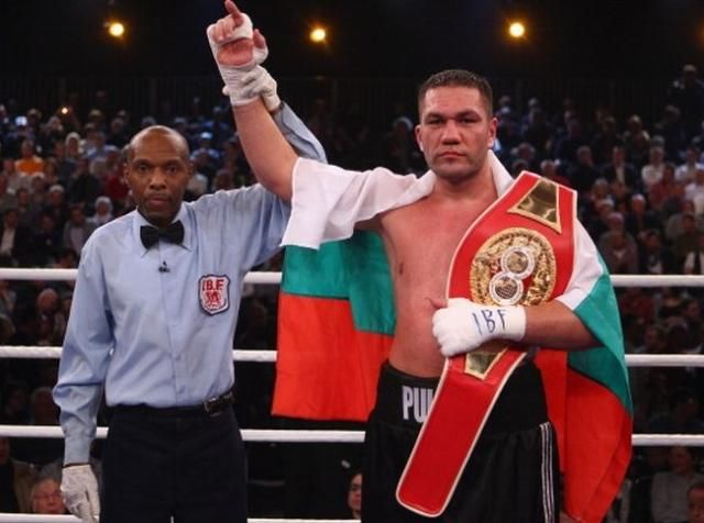 Пулев не сомневается, что сможет побить Томпсона Пулев не сомневается, что сможет побить Томпсона