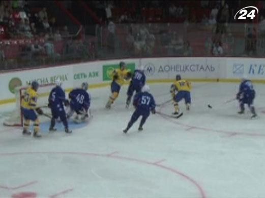 Хокей: Україна програла перший матч під керівництвом Назарова